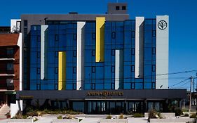 Arena Suites